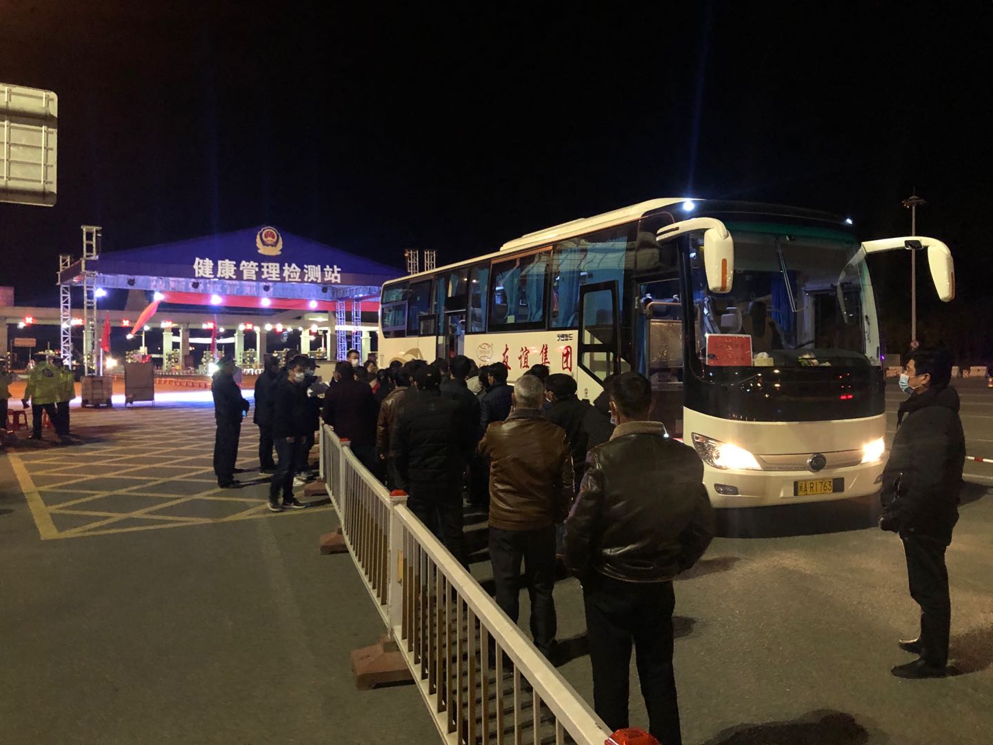 J9集团国际站集团专车行动，江西籍员工返融！
